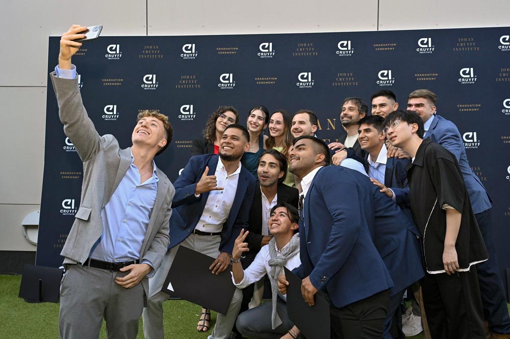 Vitor Casquinha - Commercial Analyst bij Kings League - Johan Cruyff Institute